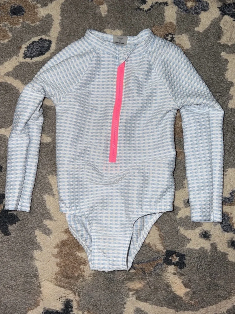 Old navy  Long-Sleeve Swim Suit with Pink Zip - Kids Swim